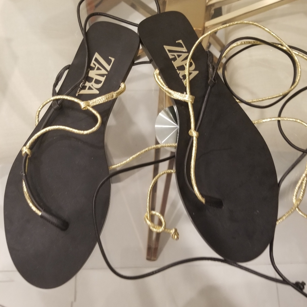Sandals - Picture 7 of 9